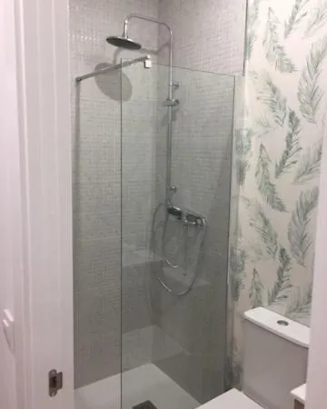 De Matrimonio Con Bano Privado Y Vistas A La Ria Homestay